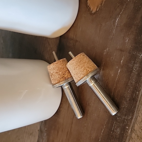 Rae dunn typewriter oil and vinegar set - Picture 6 of 6